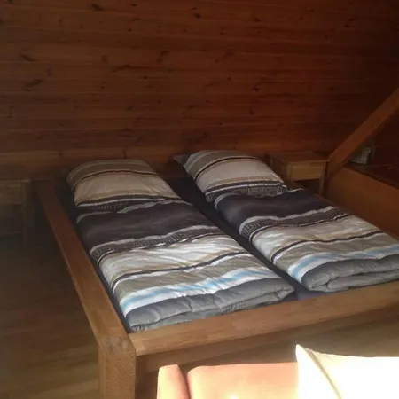 Alpen-Hostel Apartment Suedgrat Mit Motorradvermietung Memmingen Zewnętrze zdjęcie