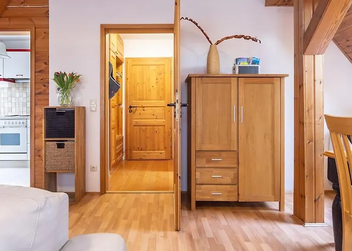 Alpen-Hostel Apartment Suedgrat Mit Motorradvermietung