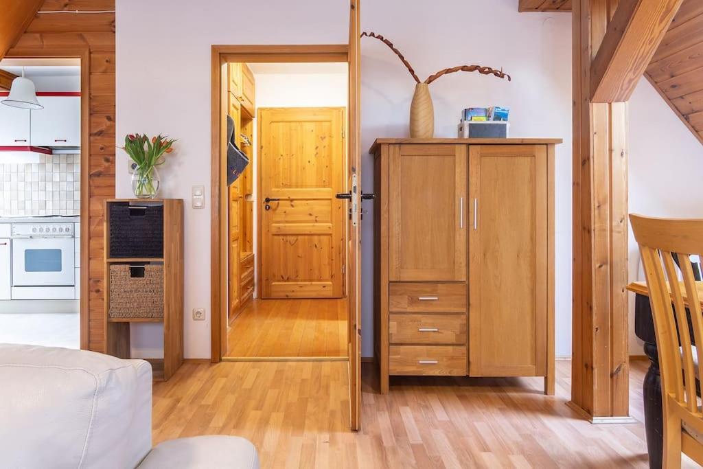 Alpen-hostel Suedgrat Mit Motorradvermietung Appartement Memmingen