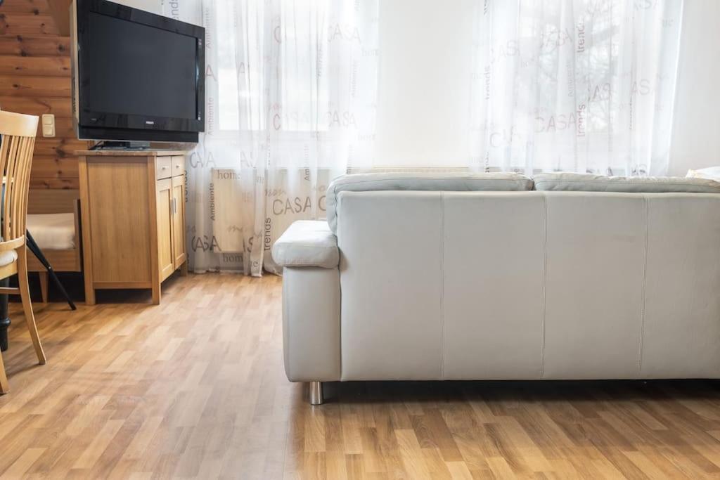 Alpen-hostel Suedgrat Mit Motorradvermietung *